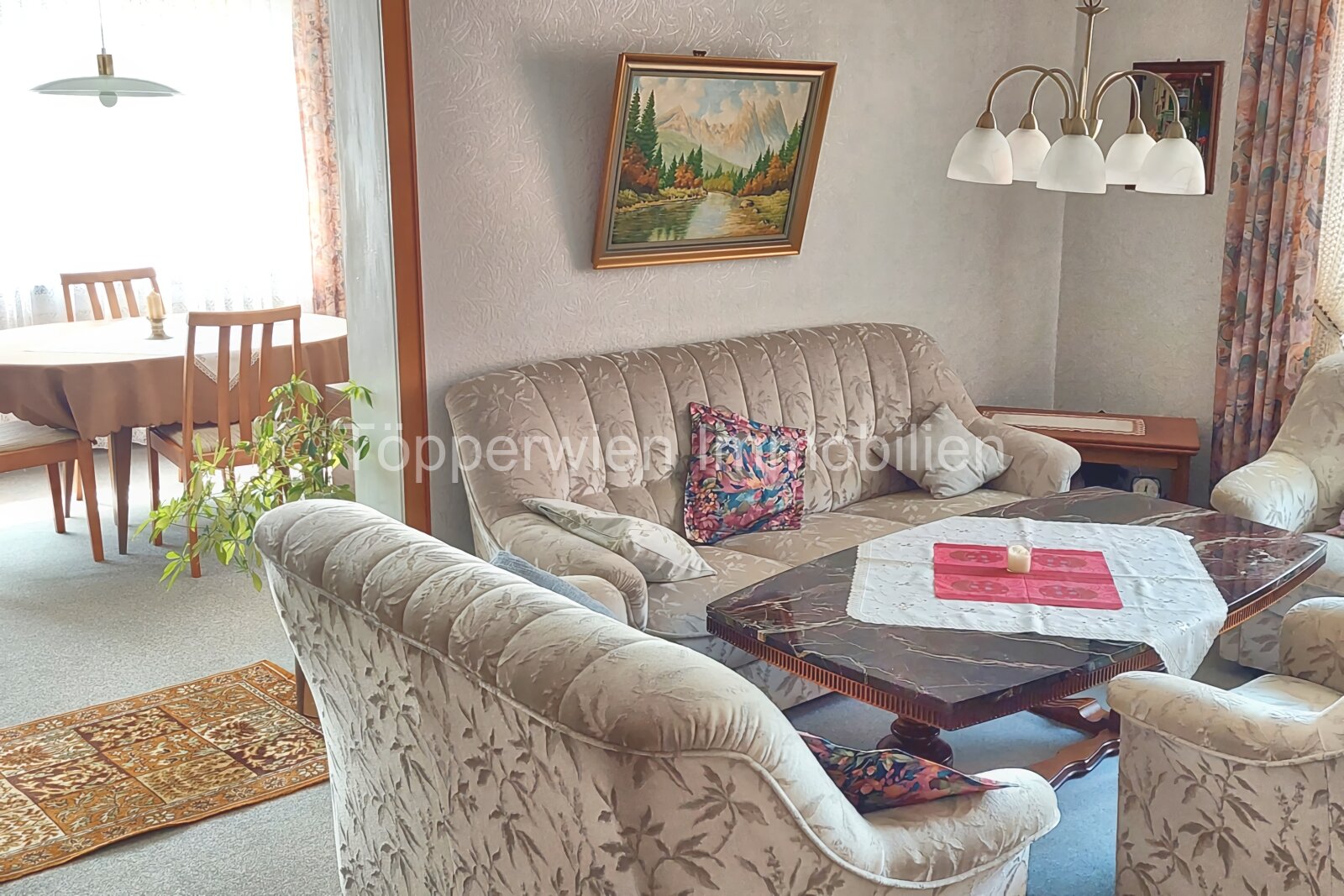 VerkauftT!!! Einfamilienhaus mit wunderschönen Fernblick, Garage, großer Terrasse und Balkon 