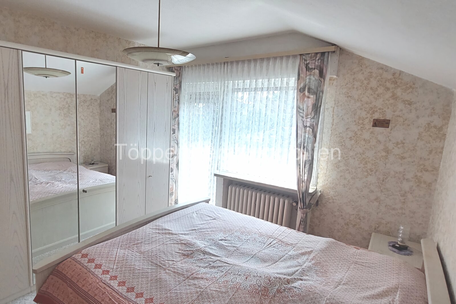 VerkauftT!!! Einfamilienhaus mit wunderschönen Fernblick, Garage, großer Terrasse und Balkon 