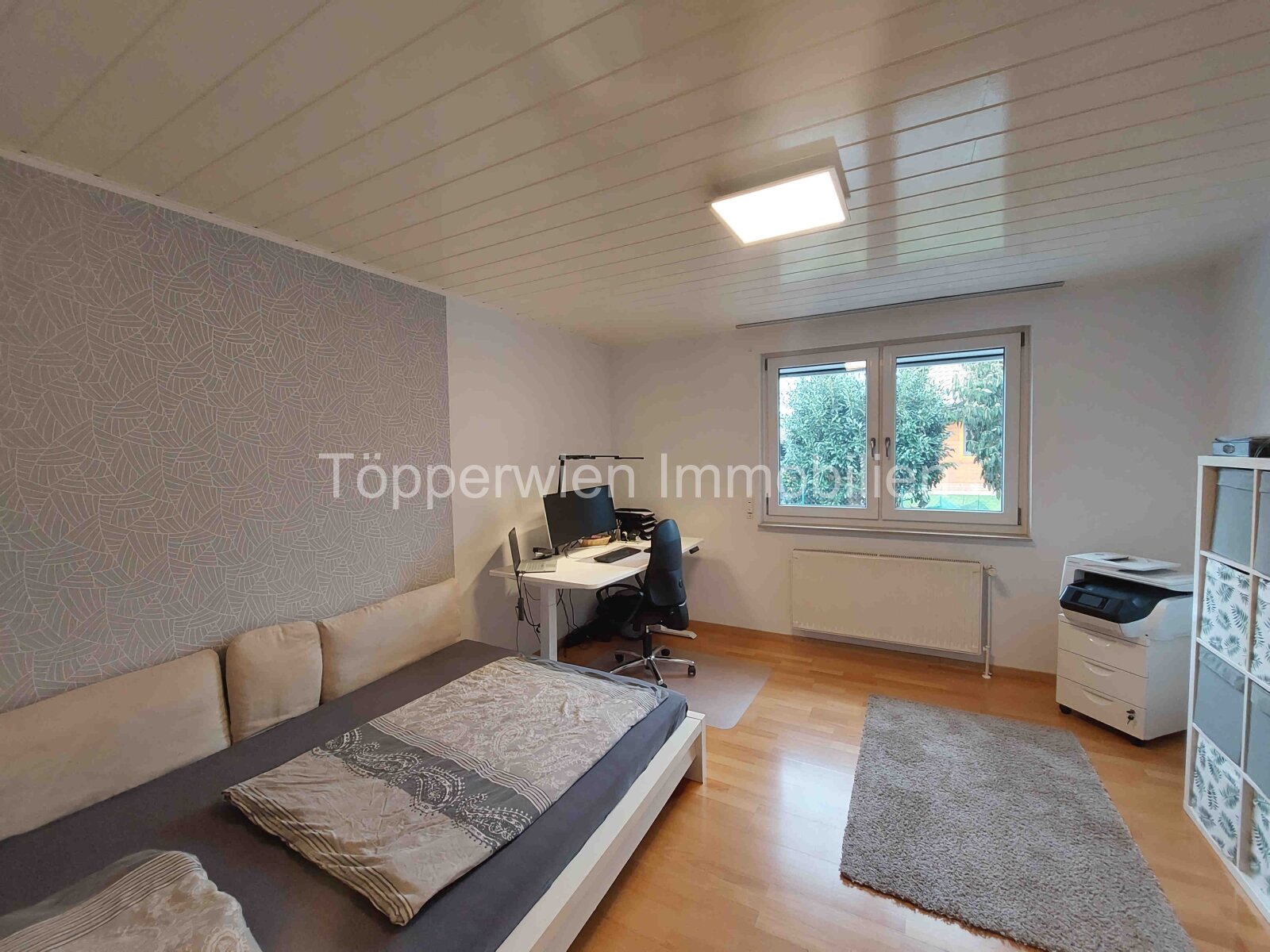 VERKAUFT!!! Provisionsfrei, 4 Zimmerwohnung Top renoviert mit eigenem Garten, Keller, Sauna, Garage, Terrassen