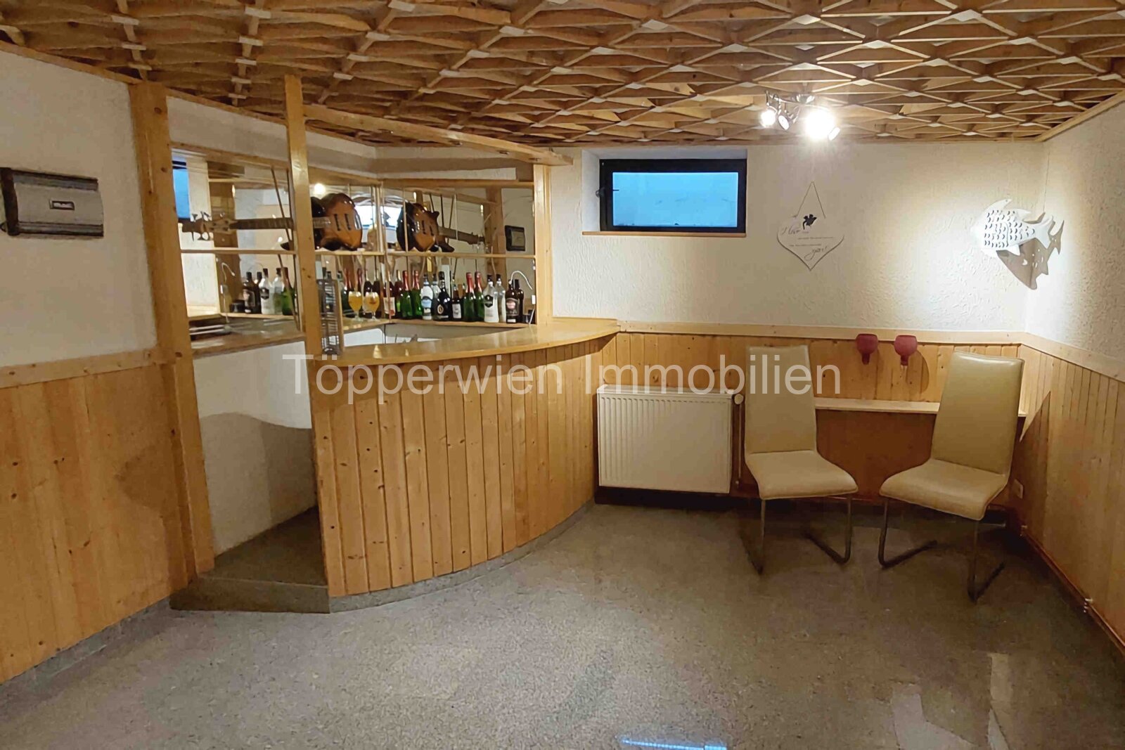 VERKAUFT!!! Provisionsfrei, 4 Zimmerwohnung Top renoviert mit eigenem Garten, Keller, Sauna, Garage, Terrassen