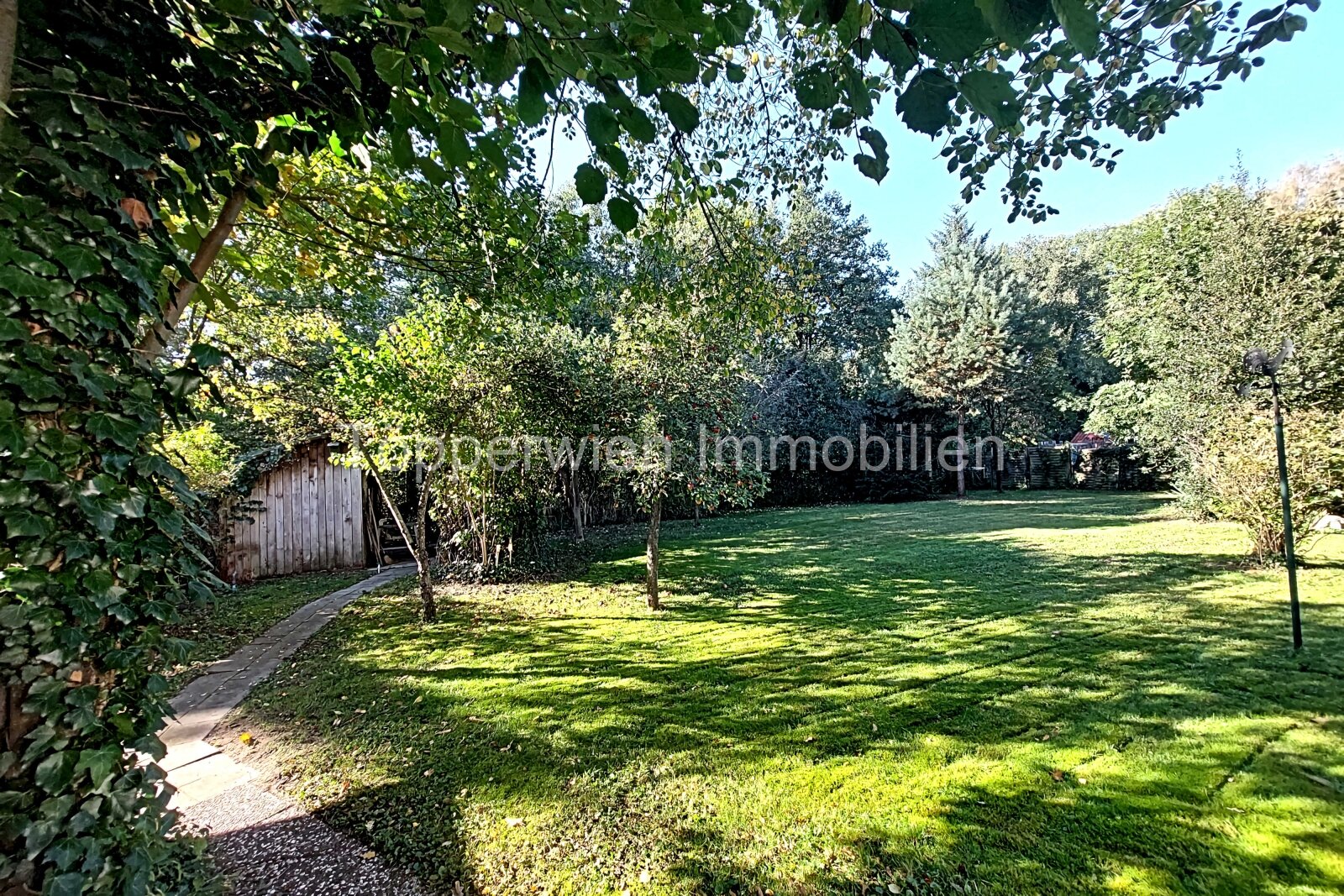 VERKAUFT! Familientraum mit Entwicklungspotenzial: Einfamilienhaus, großzügiges Grundstück in Müden Aller zu verkaufen