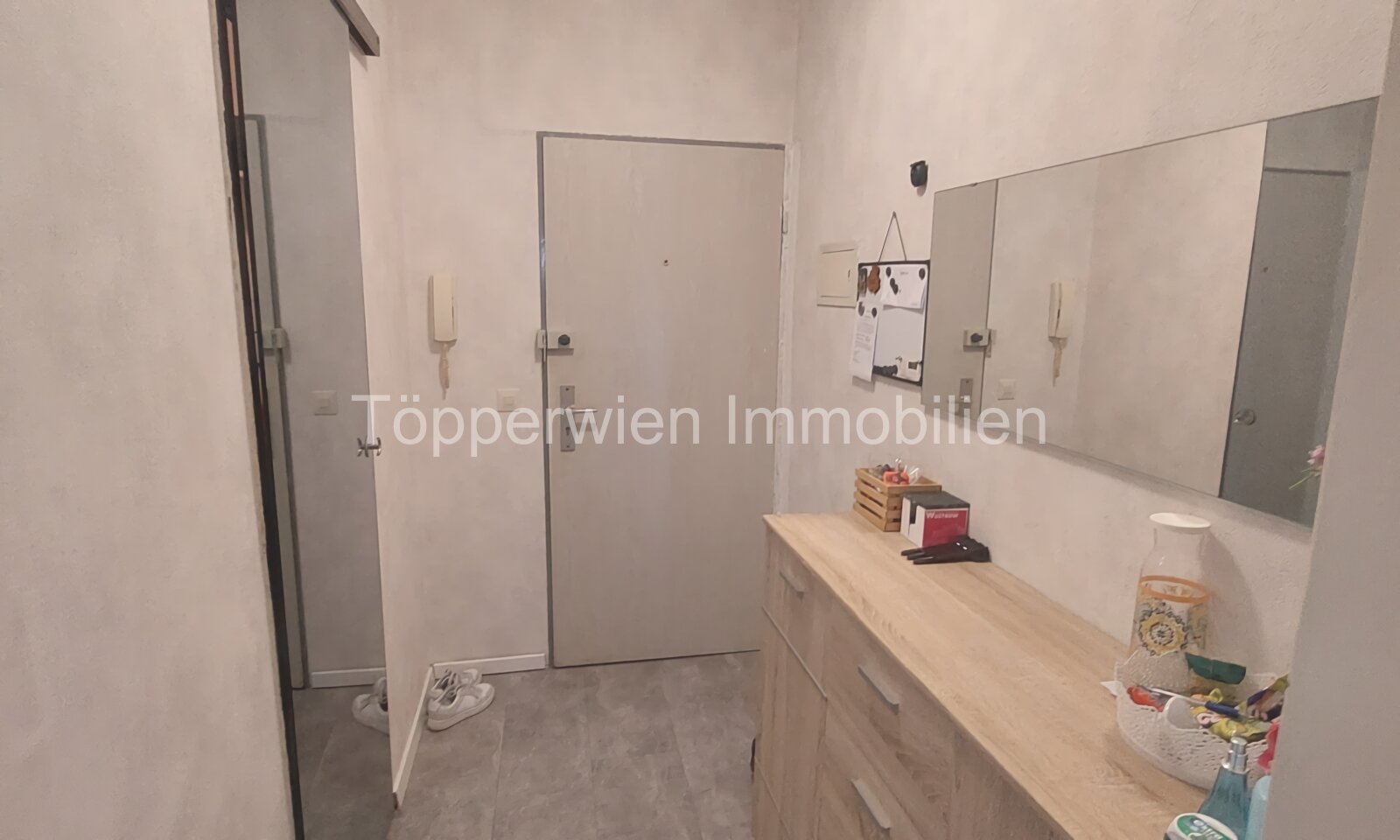 VERKAUFT!!! Provisionsfrei! Solide Kapitalanlage zum fairen Preis, Eigentumswohnung mit 4 Zimmern und Balkon