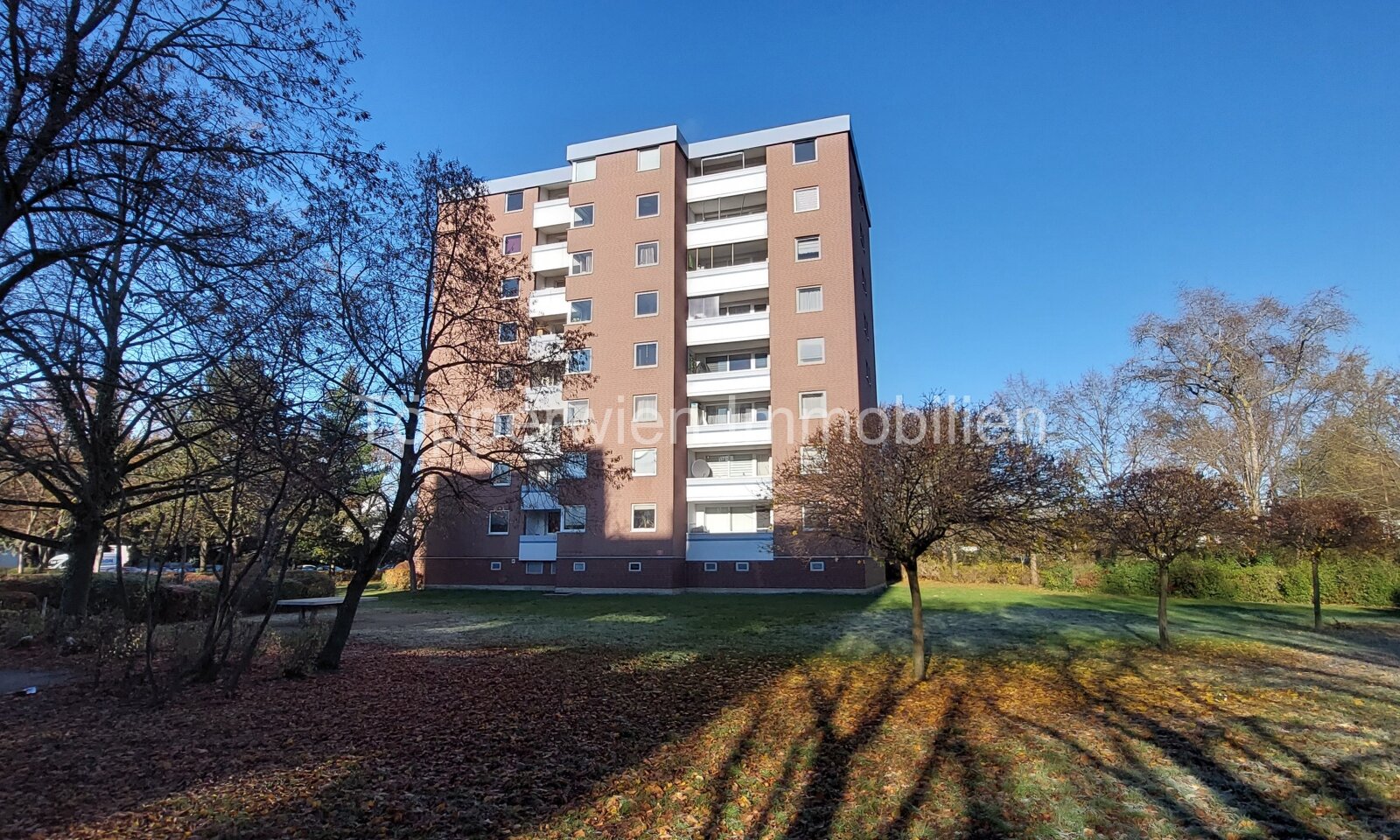 VERKAUFT!!! Provisionsfrei! Solide Kapitalanlage zum fairen Preis, Eigentumswohnung mit 4 Zimmern und Balkon