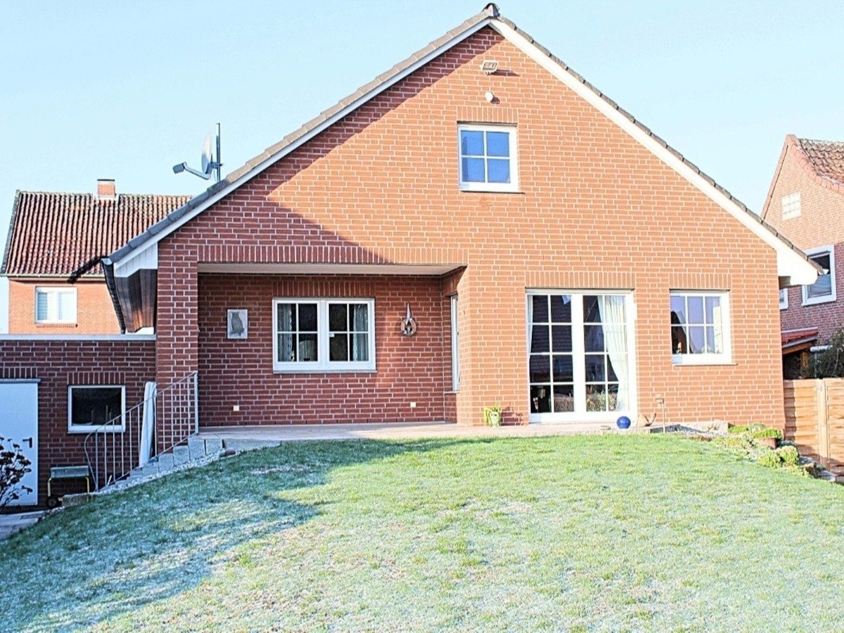 Ilsede: Einziehen und wohlfühlen! TOP gepflegter Bungalow mit Keller und Garage in Ilsede  Ilsede: Einziehen und wohlfühlen! TOP gepflegter Bungalow mit Keller und Garage in Ilsede