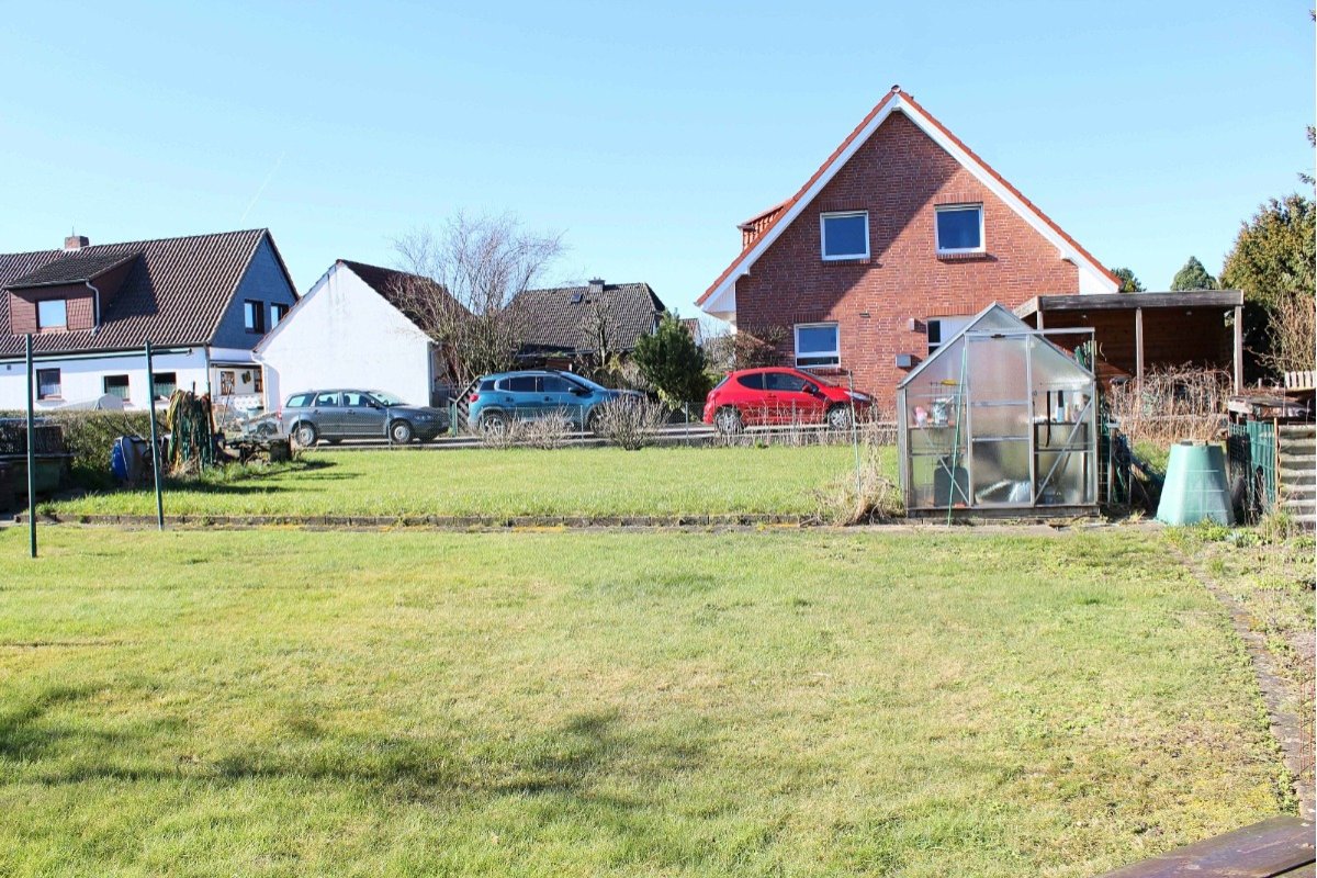 Burgdorf: Großzügiges Grundstück, zur Bebauung mit einem Elbe-Haus nach Ihrer Wahl, in Burgdorf zu verkaufen 