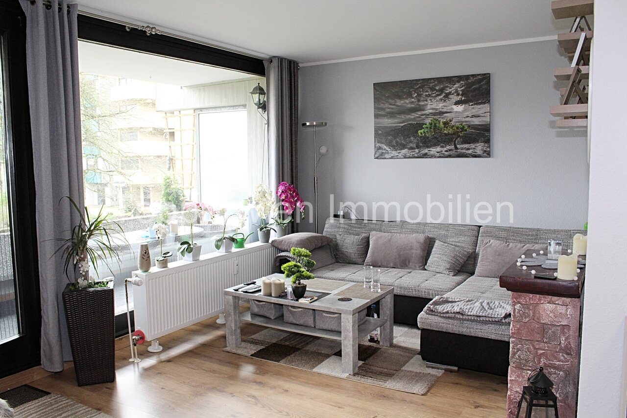 Hannover: Freie 2 Zimmer Etagenwohnung mit 2 Logien in Hannover Ricklingen   Hannover: Freie 2 Zimmer Etagenwohnung mit 2 Logien in Hannover Ricklingen