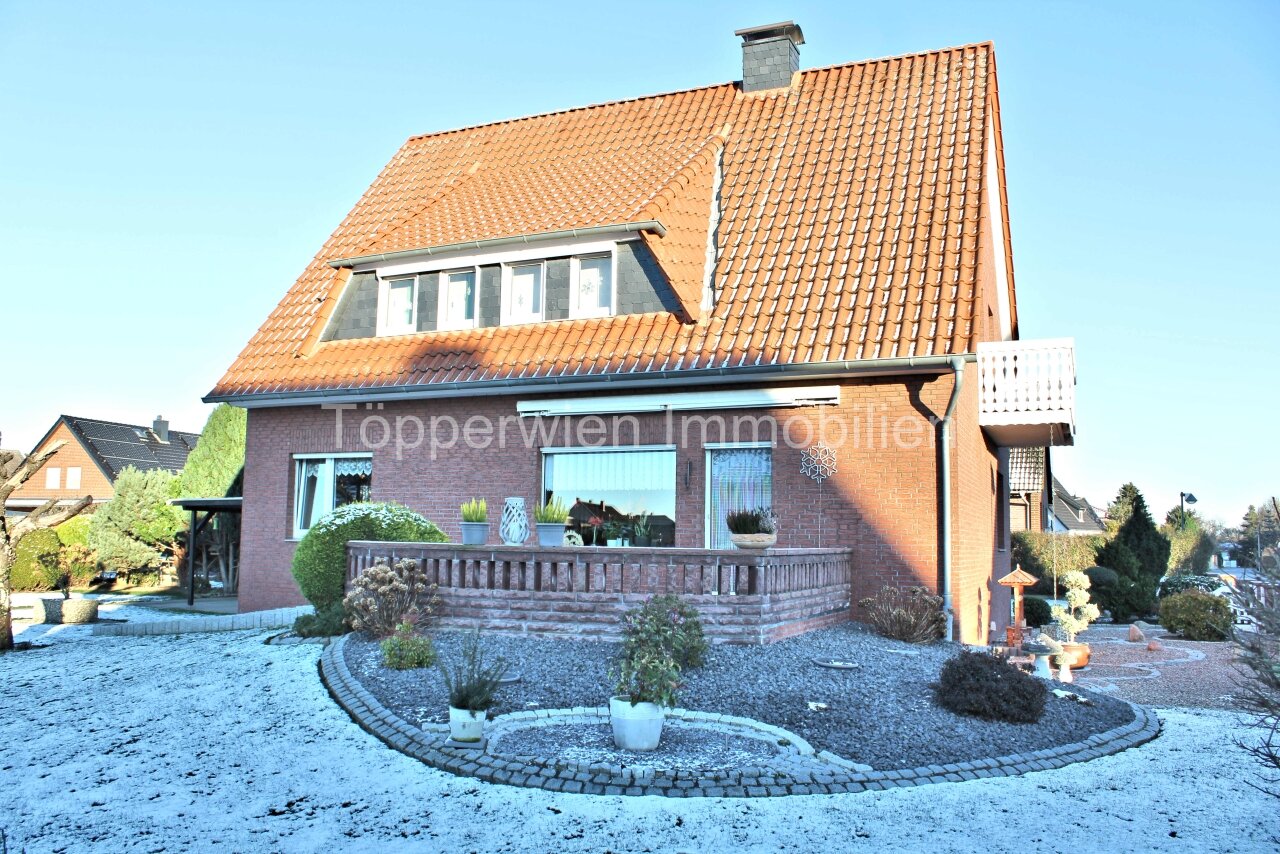 Peine: RESERVIERT!!! Einfamilienhaus mit Einliegerwohnung und 1.066 m² Grundstück in Peine zu verkaufen  Peine: RESERVIERT!!! Einfamilienhaus mit Einliegerwohnung und 1.066 m² Grundstück in Peine zu verkaufen