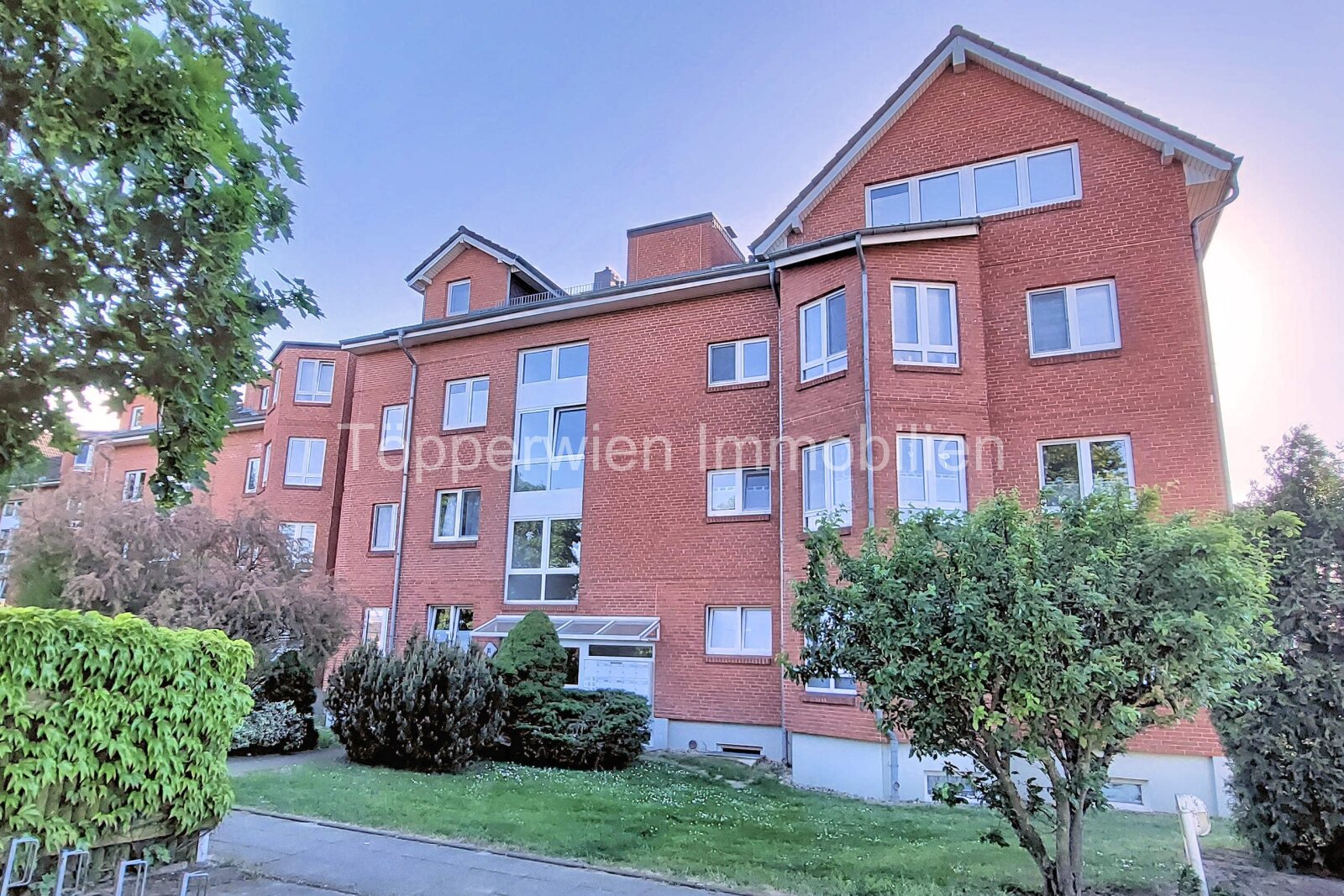 Peine: RESERVIERT!!! Wunderschöne 3 Zimmerwohnung mit PKW-Stellplatz in Peine zu verkaufen  Peine: RESERVIERT!!! Wunderschöne 3 Zimmerwohnung mit PKW-Stellplatz in Peine zu verkaufen