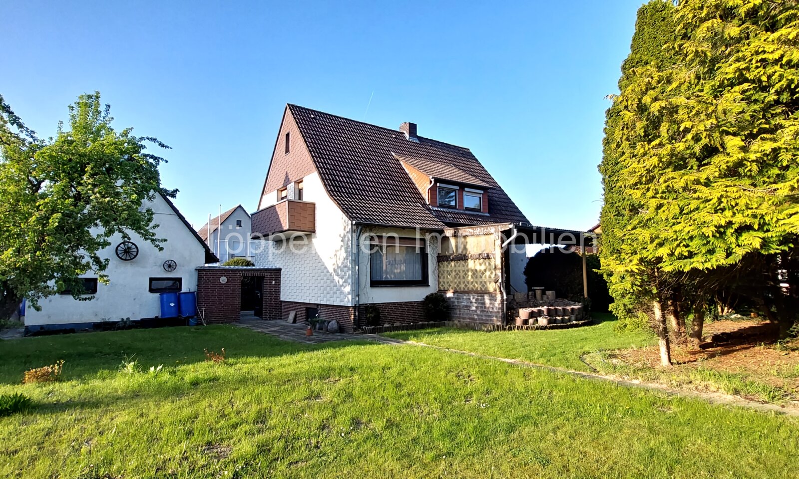 Ansicht mit Garten
