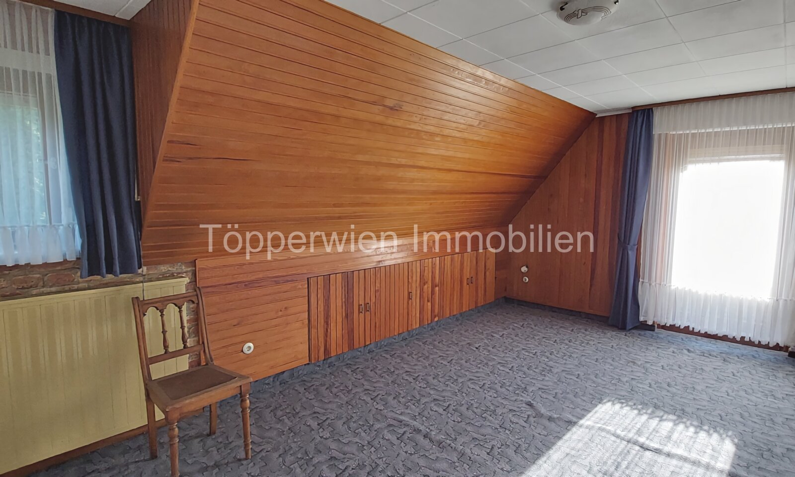 Wohnzimmer DG